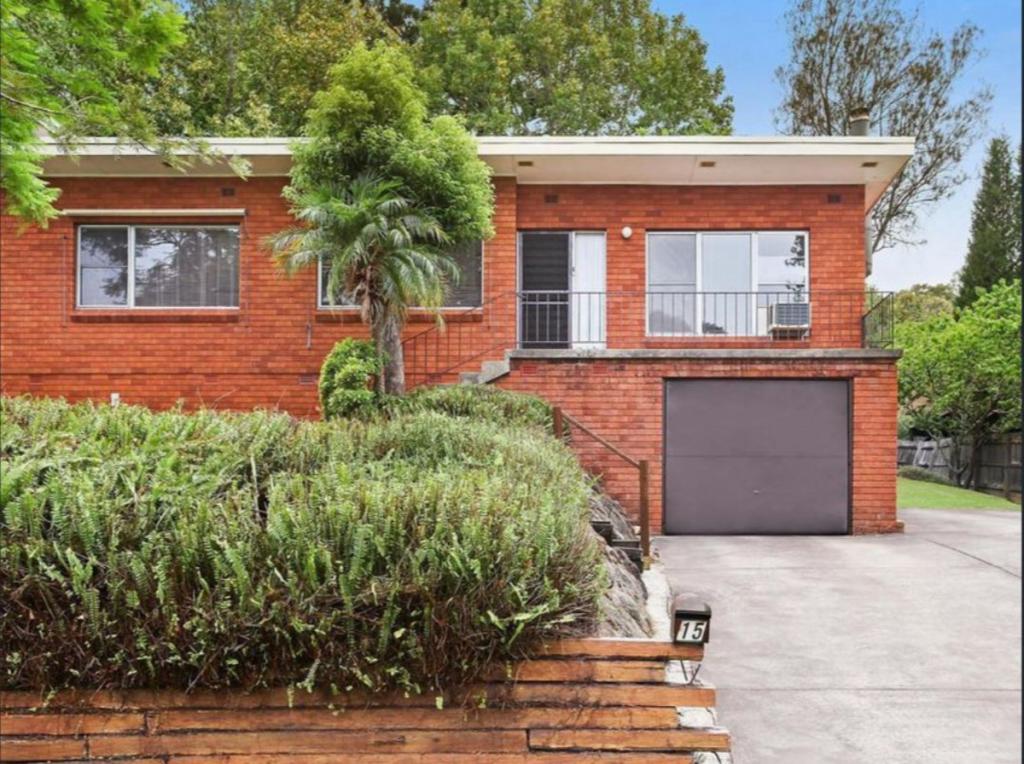 15 Dan Cres, Castle Hill, NSW 2154