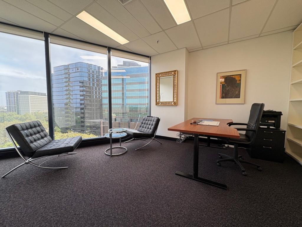 711/1 Queens Rd, Melbourne, VIC 3004