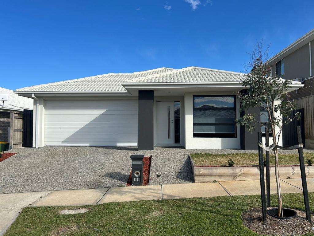 18 Seacombe Rd, Nar Nar Goon North, VIC 3812