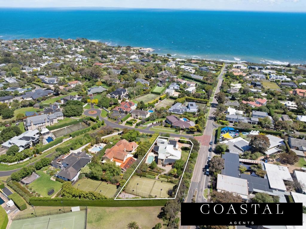 1 ALMERIA CT, MOUNT ELIZA, VIC 3930