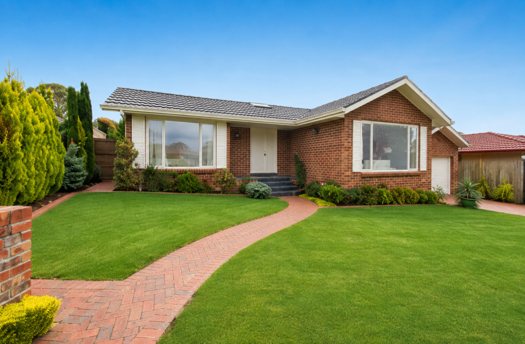 11 Blenheim Ave, Glen Waverley, VIC 3150