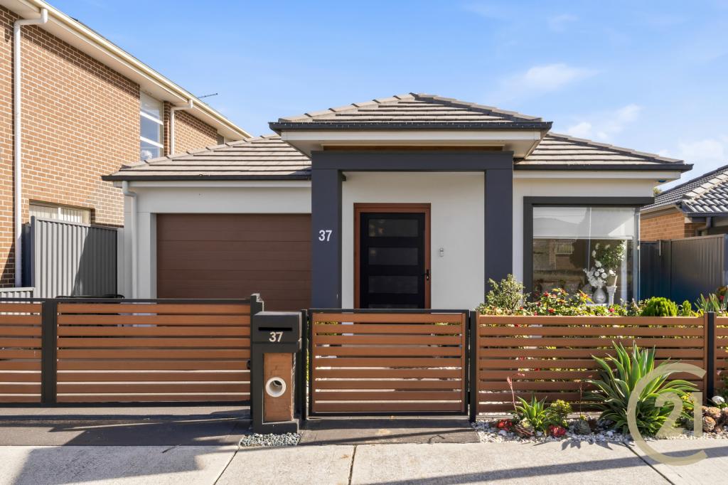 37 Rynan Ave, Edmondson Park, NSW 2174