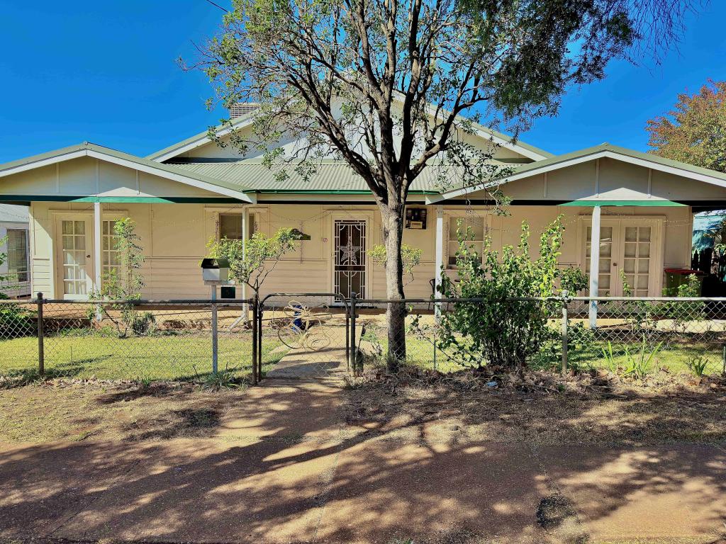 5 L'Estrange St, Condobolin, NSW 2877