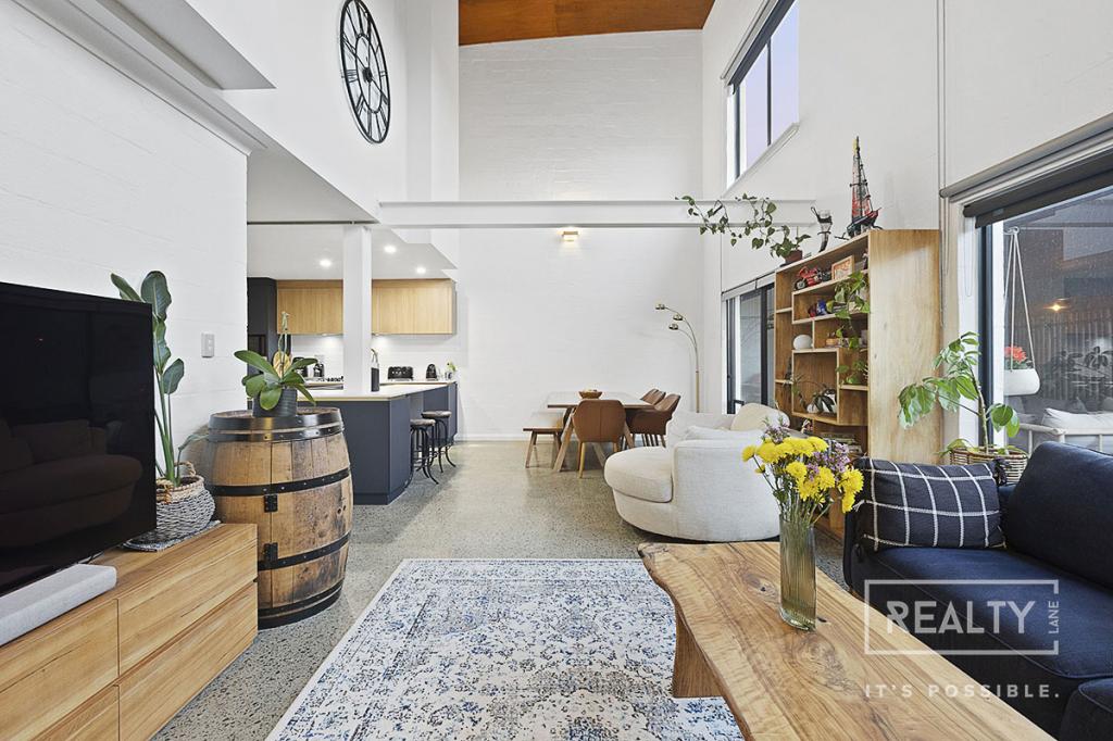 114d Deanmore Rd, Scarborough, WA 6019