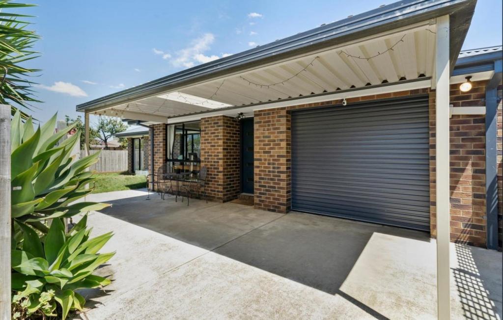 2/4 Kerr St, North Geelong, VIC 3215