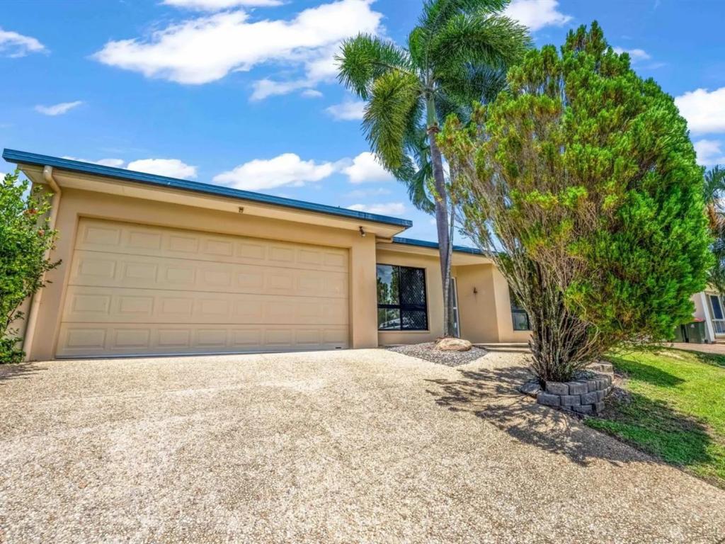 44 Wills St, Brinsmead, QLD 4870