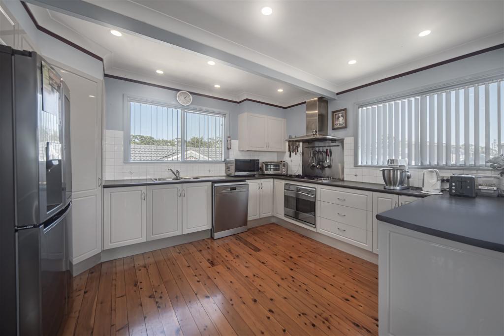 162 Jacobs Dr, Sussex Inlet, NSW 2540