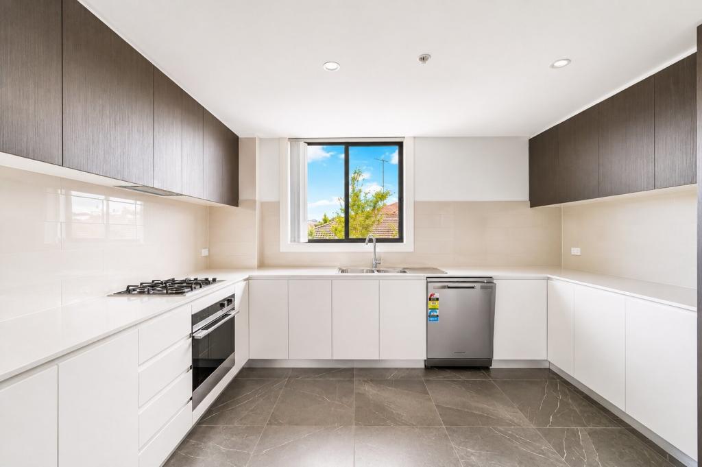 8/14 MERRIVILLE RD, KELLYVILLE RIDGE, NSW 2155