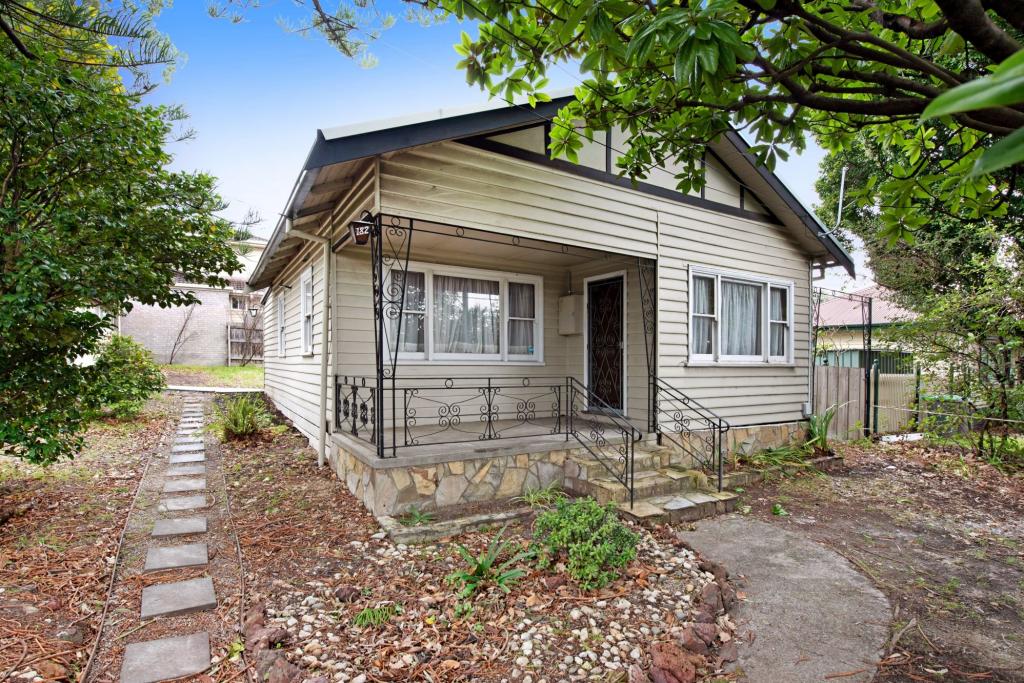 182 Dorset Rd, Boronia, VIC 3155