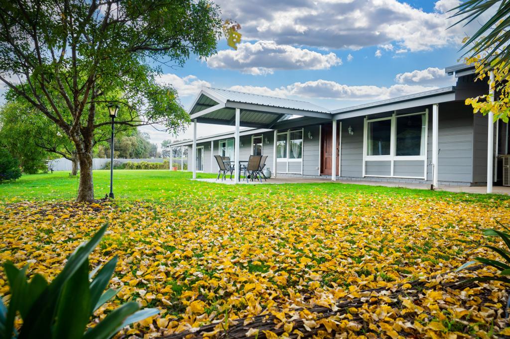 334 Perryman Lane, Table Top, NSW 2640