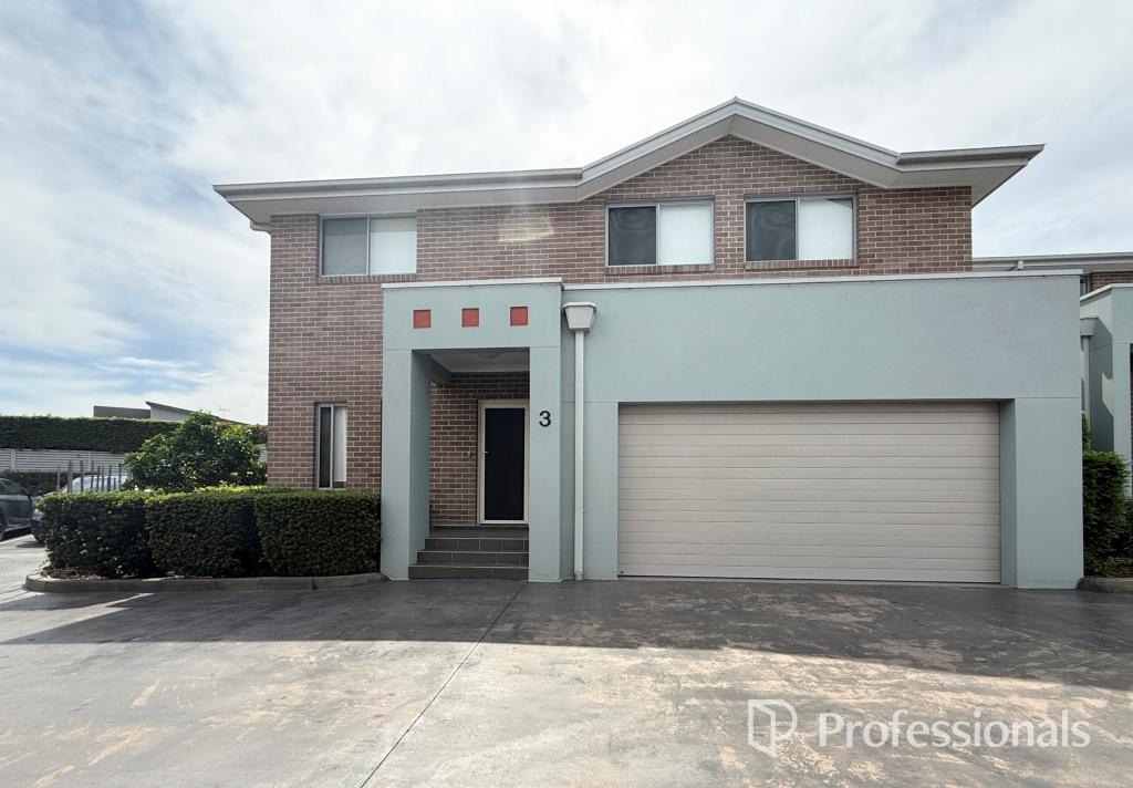 3/32 NORTHAMPTON DR, GLENFIELD, NSW 2167