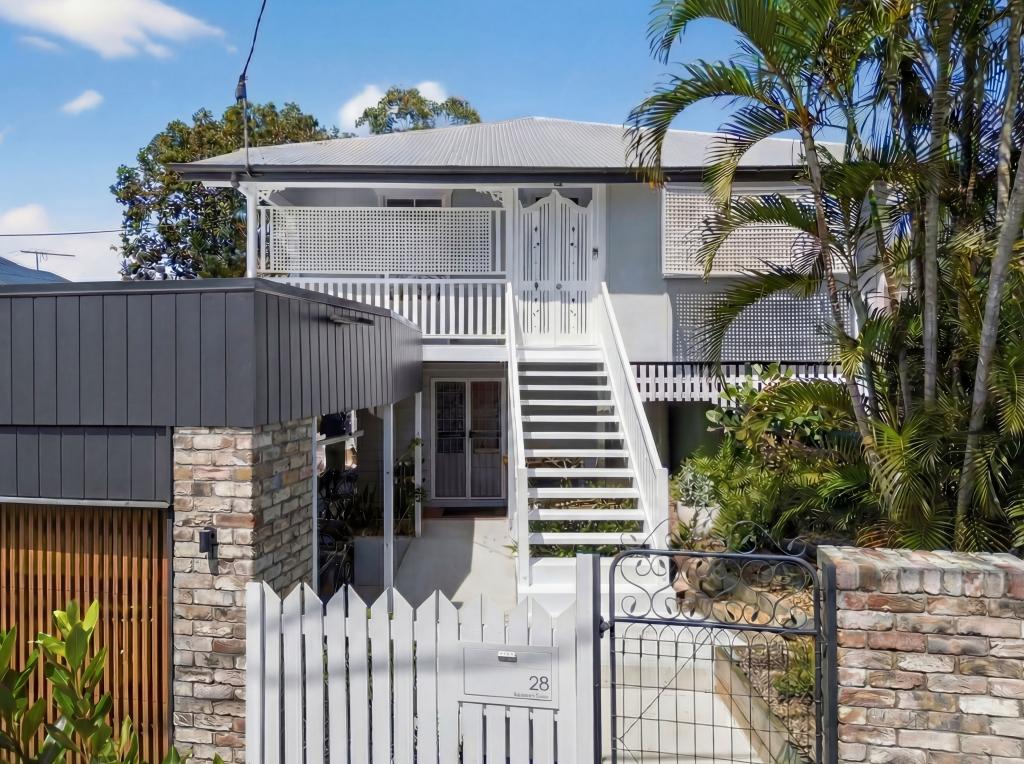 28 Moulton St, Ashgrove, QLD 4060