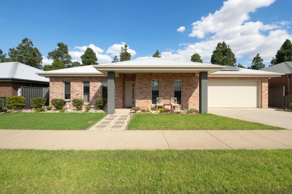 19 Acacia St, Swan Hill, VIC 3585