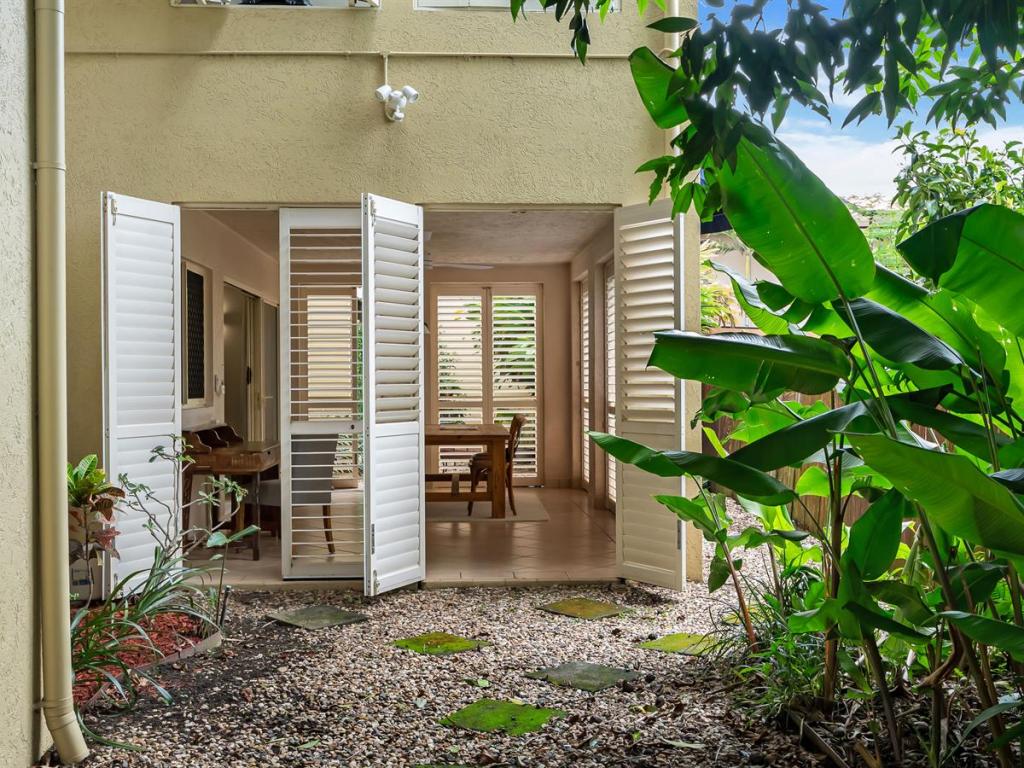 503/2-10 Greenslopes St, Cairns North, QLD 4870