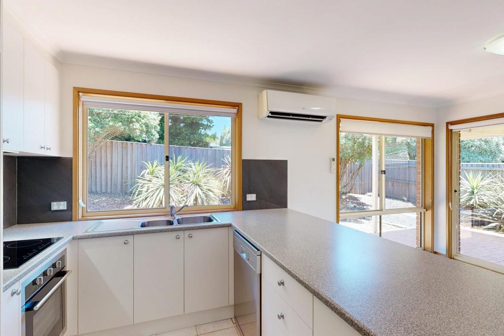 2/13-15 Patanga Gdns, Queanbeyan West, NSW 2620