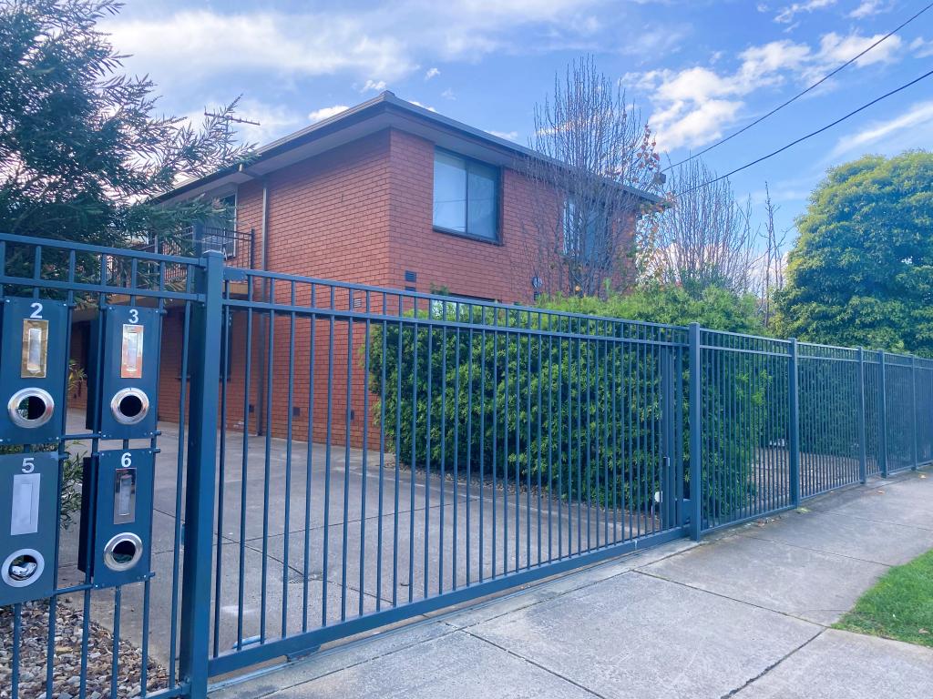 1/24 Salisbury St, Werribee, VIC 3030