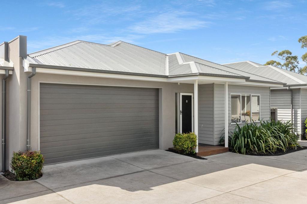 8 Blackwood Pl, Rosebud, VIC 3939