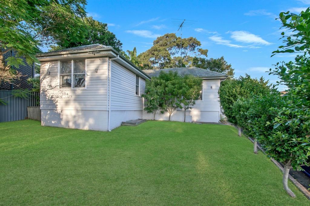 1 Dawn Dr, Seven Hills, NSW 2147