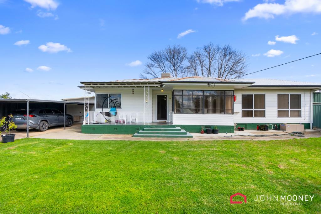 422 Kooringal Rd, Lake Albert, NSW 2650