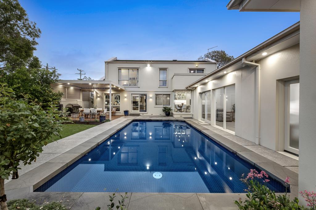 24 Cromer Rd, Beaumaris, VIC 3193