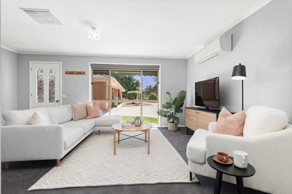 2/34 Condon Pl, Lavington, NSW 2641