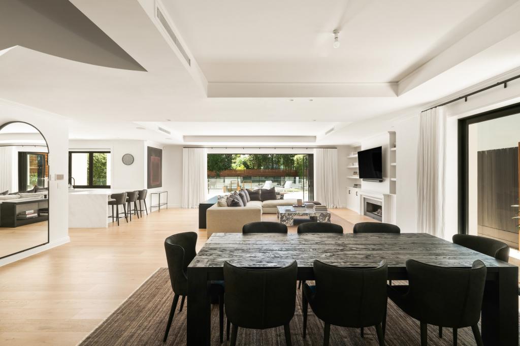 15 Weetawaa Rd, Northbridge, NSW 2063