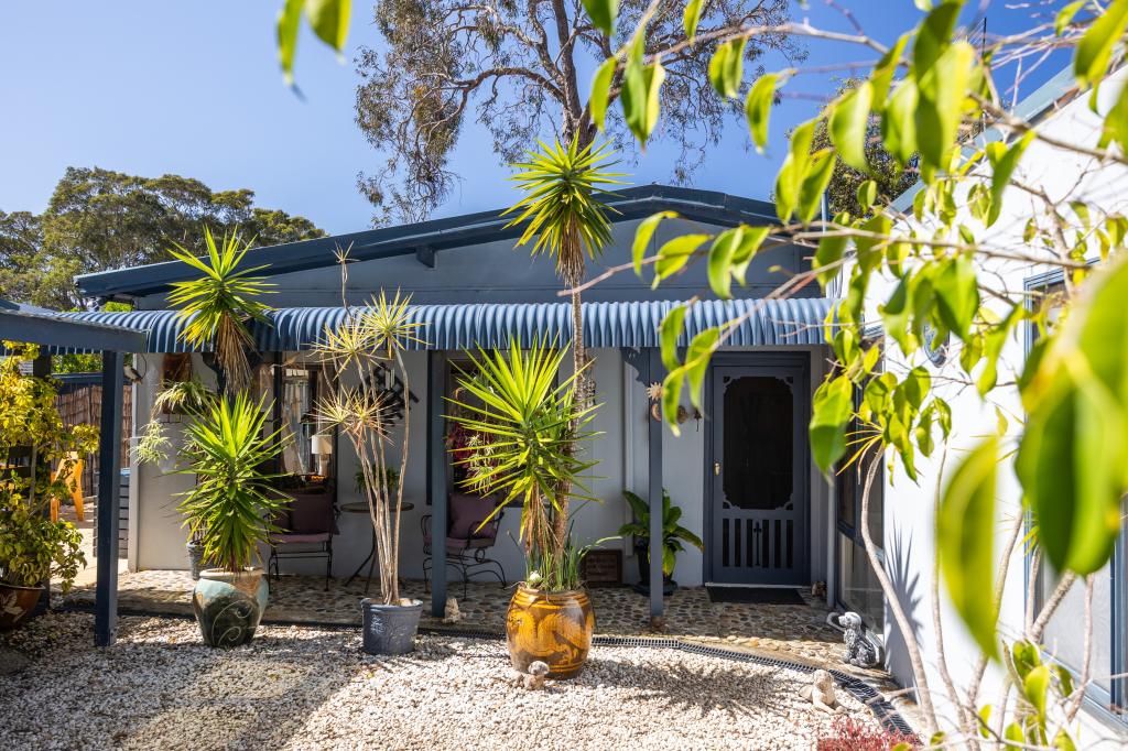 10 Butler St, Kioloa, NSW 2539