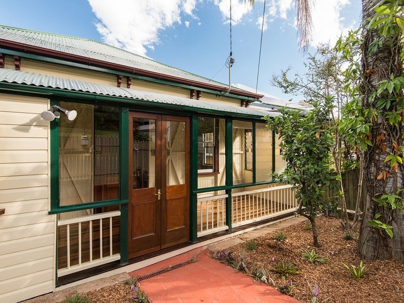 21 Normanby Tce, Kelvin Grove, QLD 4059