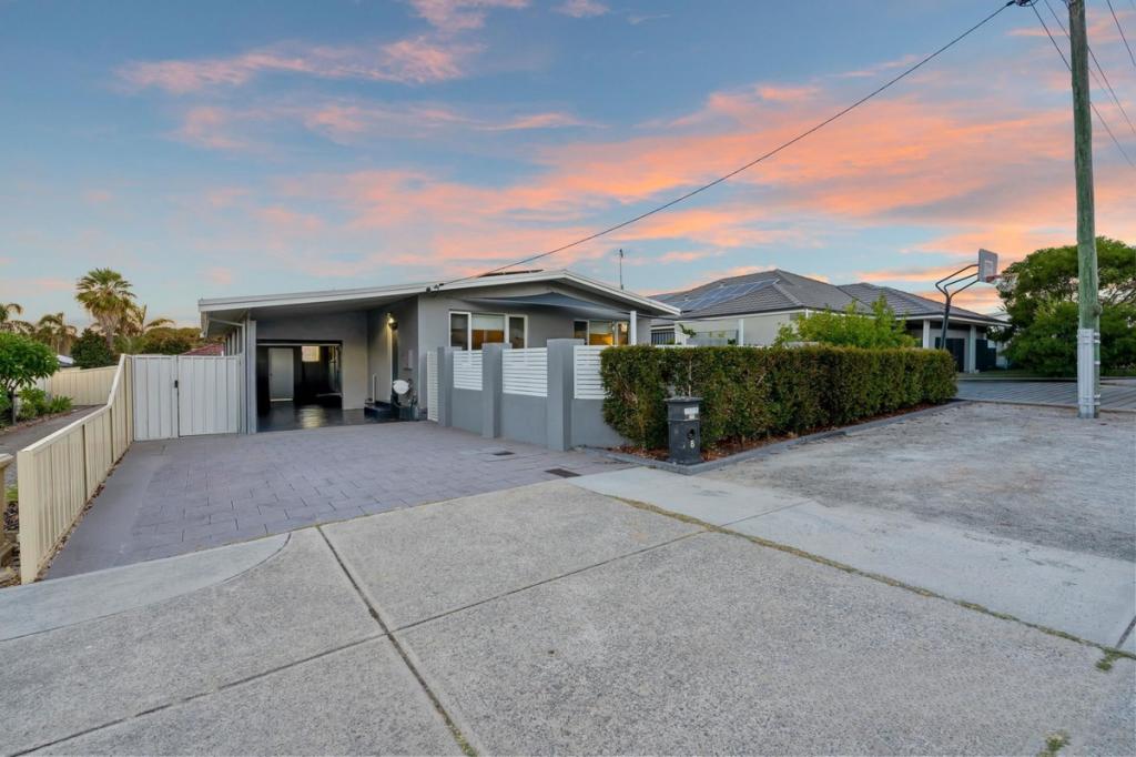 8 Hampton Sq, Morley, WA 6062