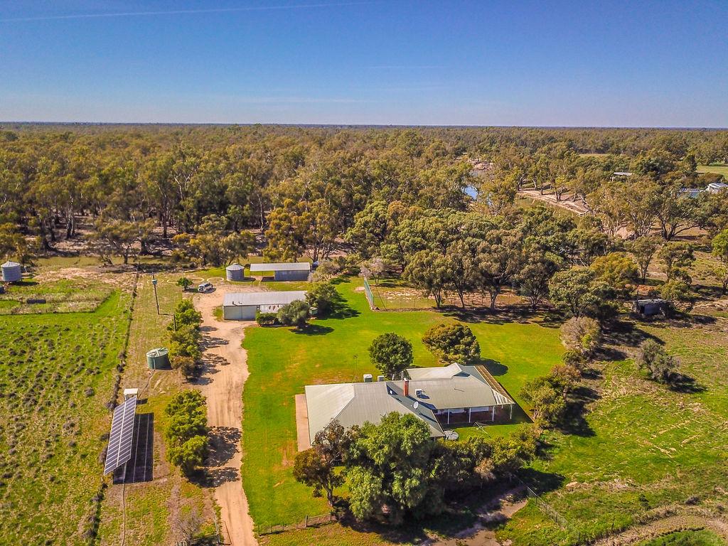 'Old Hanley Park'/444 Greaves Rd, Deniliquin, NSW 2710