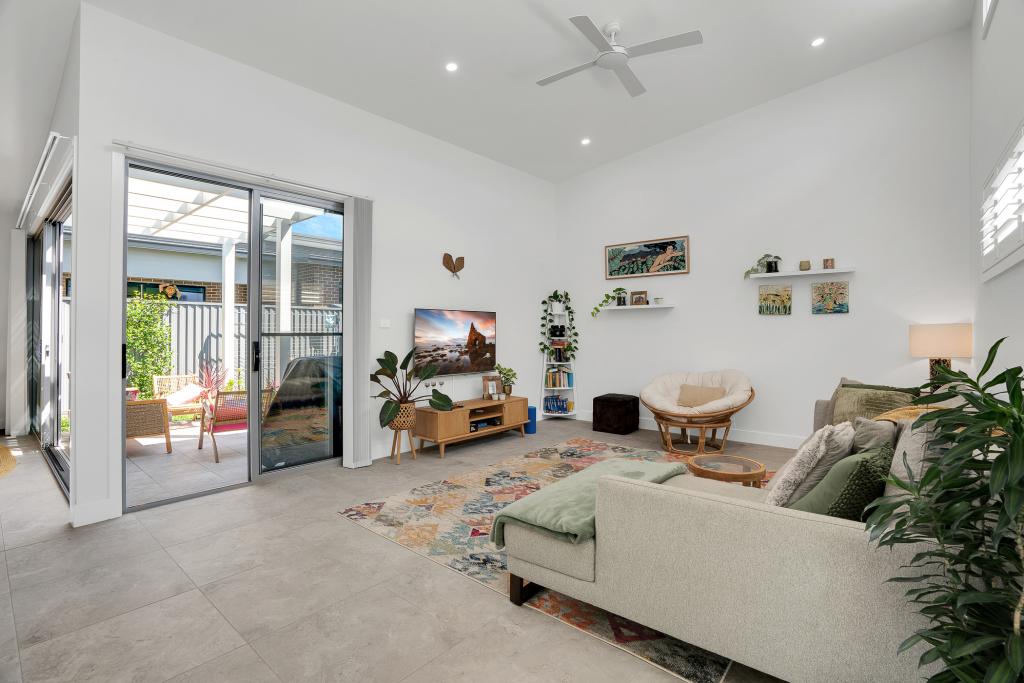 3/30 King St, Umina Beach, NSW 2257