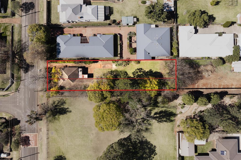 320a South St, Harristown, QLD 4350