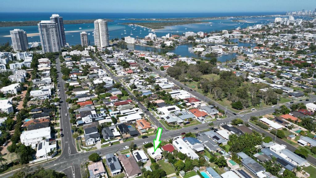 72 MORALA AVE, RUNAWAY BAY, QLD 4216
