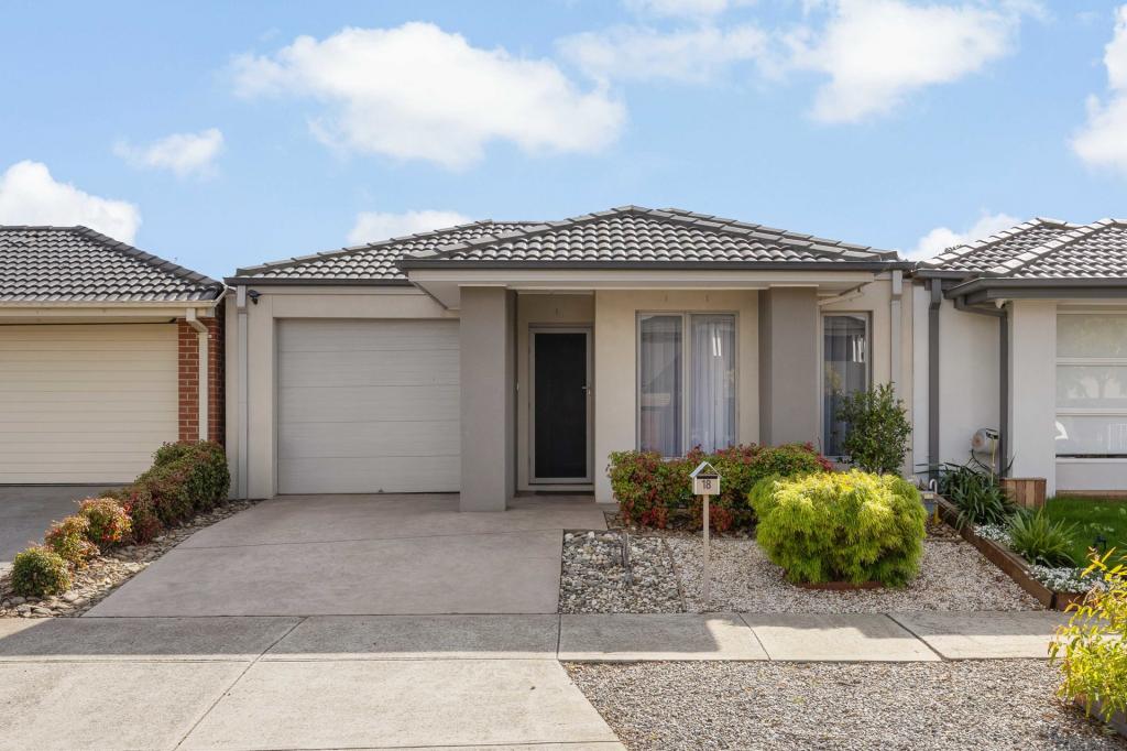 18 Kennedy Dr, Fraser Rise, VIC 3336