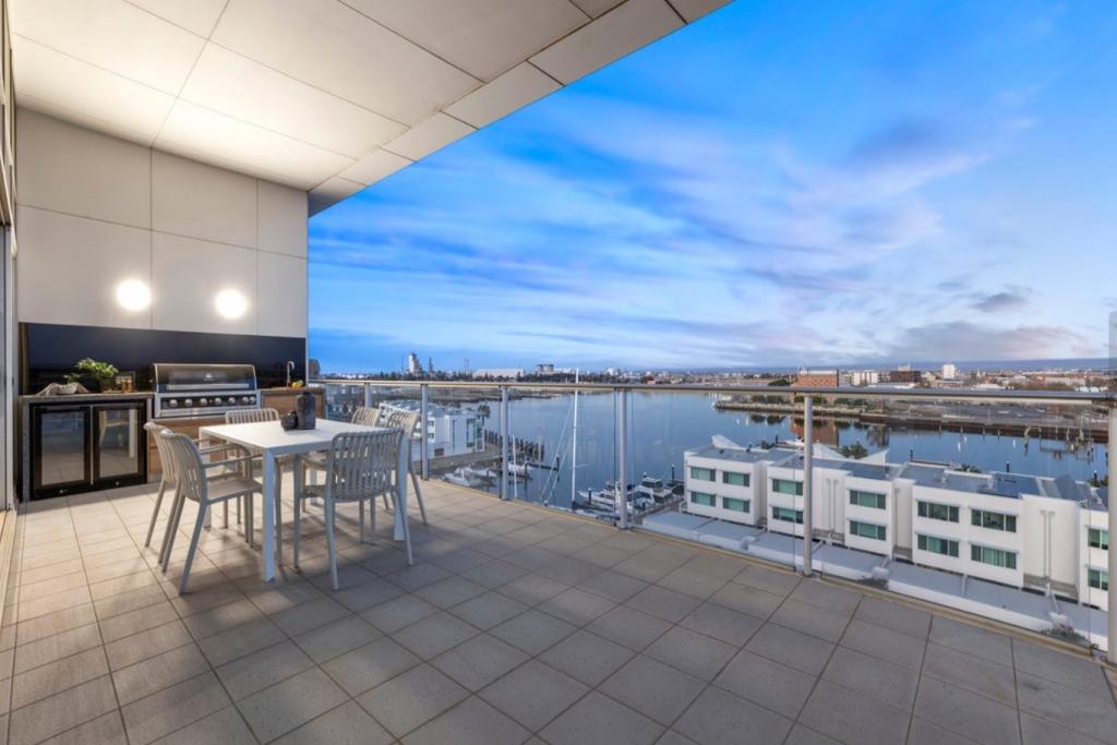 712/1-2 Tarni Ct, New Port, SA 5015