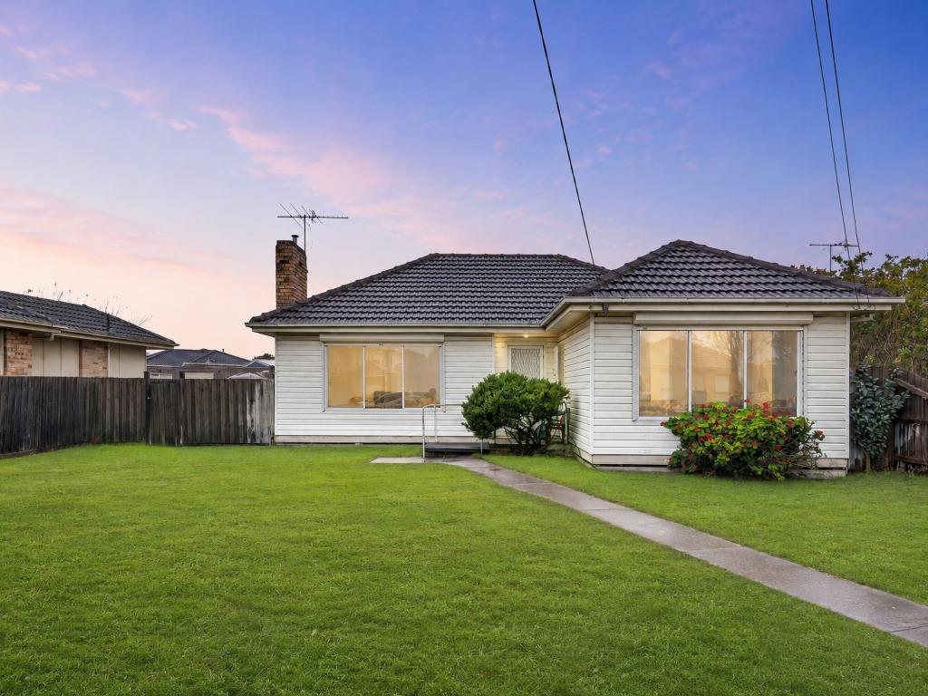 8 Croydon Ave, Deer Park, VIC 3023
