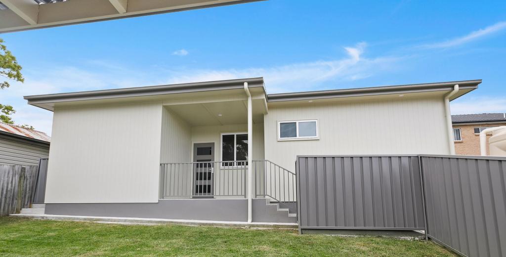 51a Dempster St, West Wollongong, NSW 2500