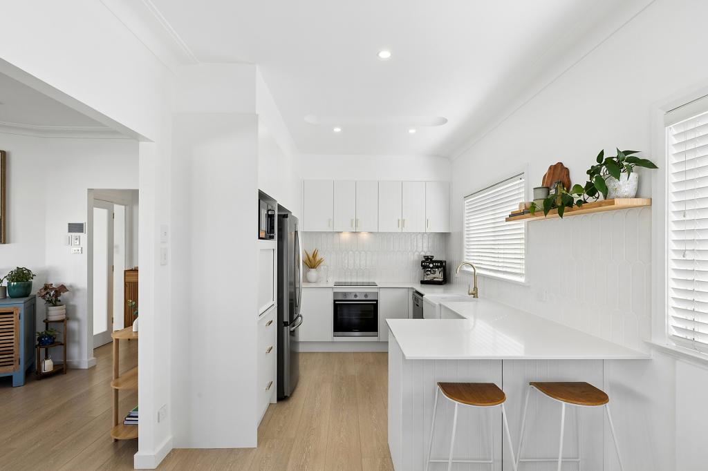 33 Veron Rd, Umina Beach, NSW 2257