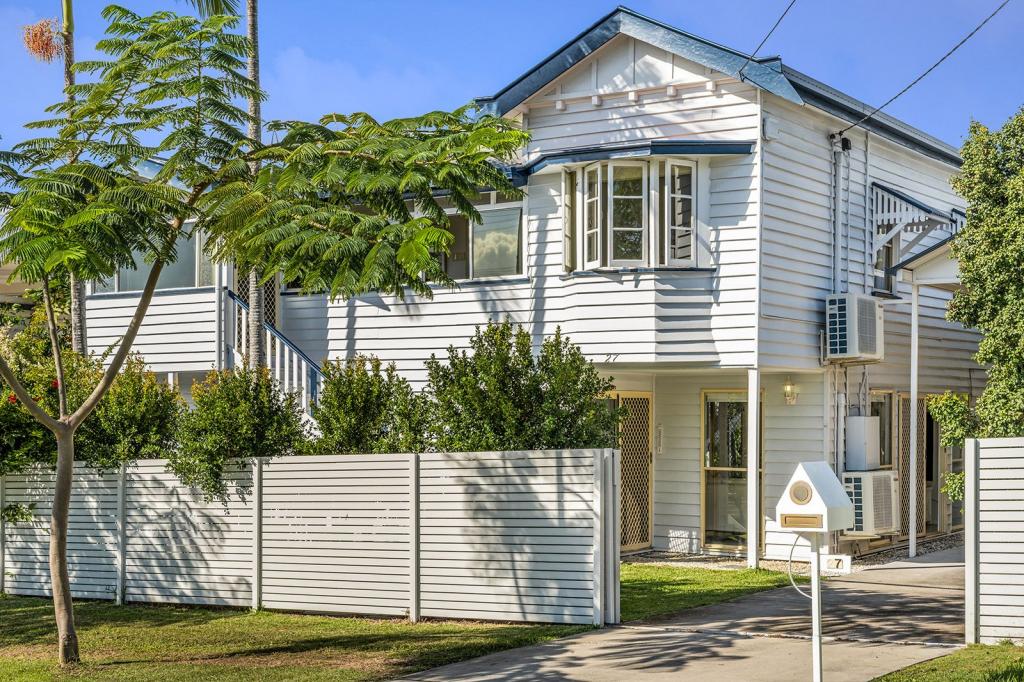 27 MACDONNELL RD, MARGATE, QLD 4019