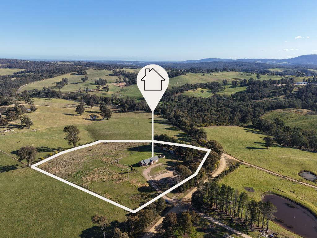 660 Waterholes Rd, Clifton Creek, VIC 3875