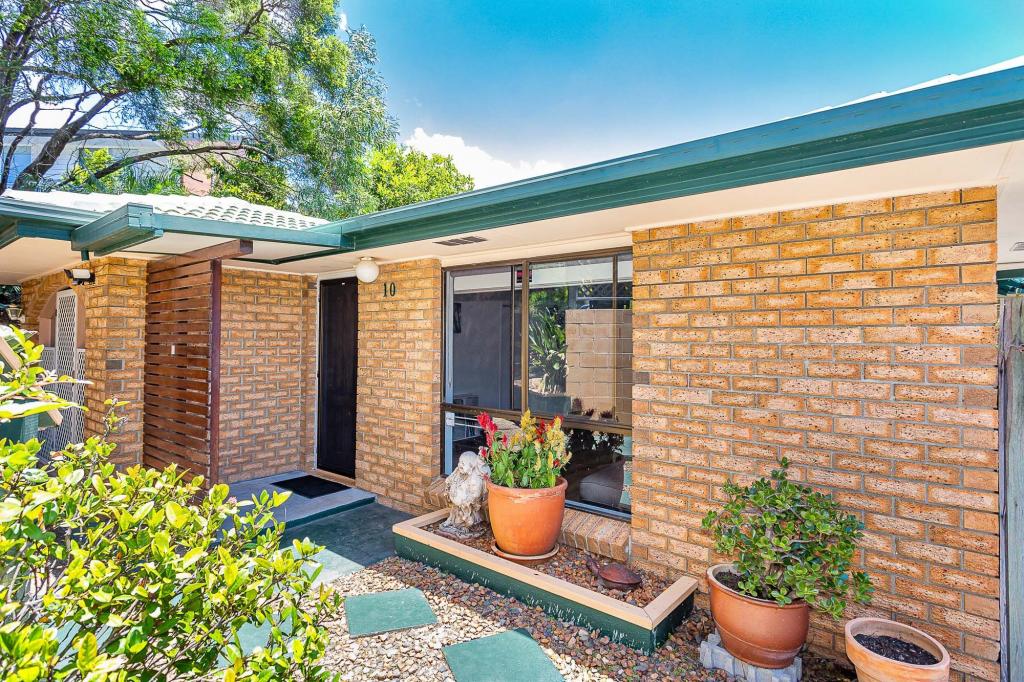 10 Dewar Ct, Highland Park, QLD 4211
