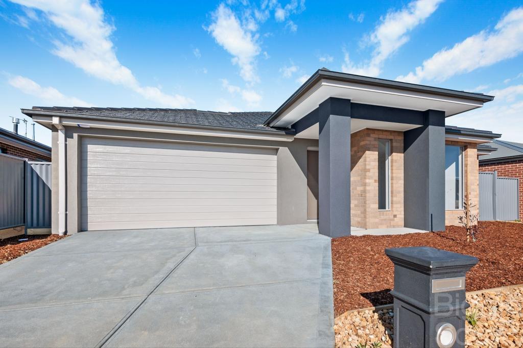 30 Roscommon Ave, Alfredton, VIC 3350