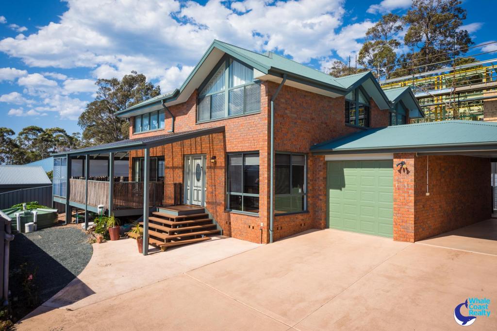 5b Creighton Pde, North Narooma, NSW 2546