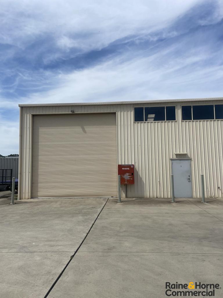 1/4 SAGEWICK PL, MOSS VALE, NSW 2577