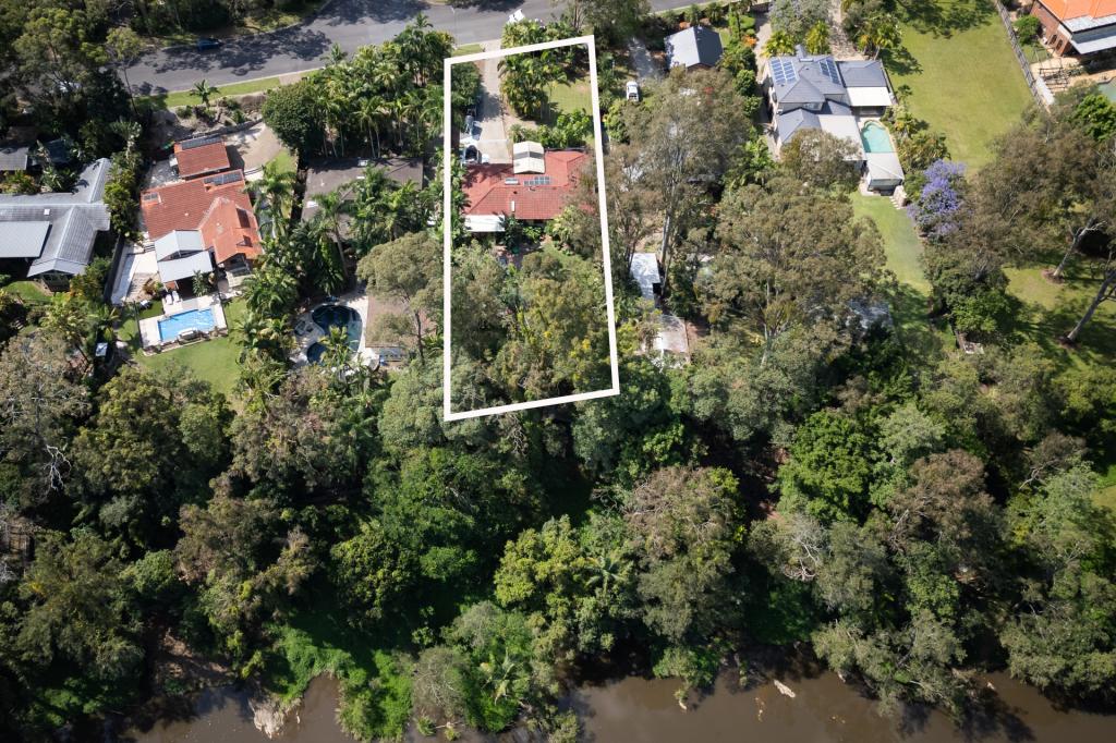 18 Yarraowee Dr, Nerang, QLD 4211