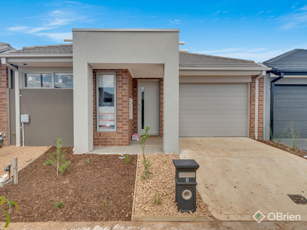 5 Staccato Tce, Strathtulloh, VIC 3338