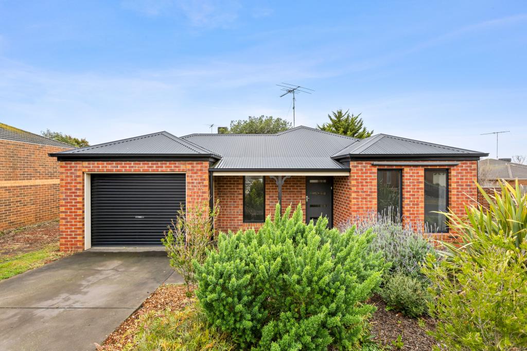 34 Daly Bvd, Highton, VIC 3216