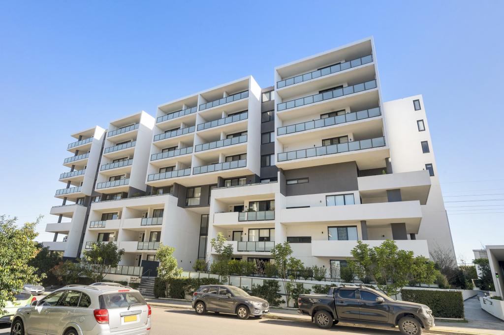 610/4 HERMAN CRES, ROUSE HILL, NSW 2155