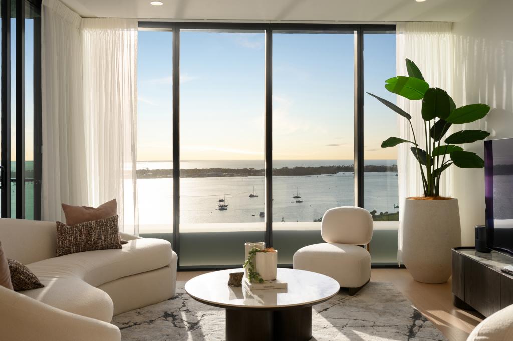 2002/180 Marine Pde, Labrador, QLD 4215