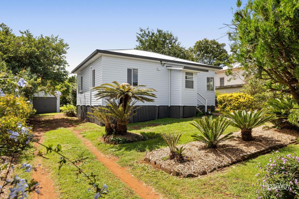 5 Mole St, Harlaxton, QLD 4350
